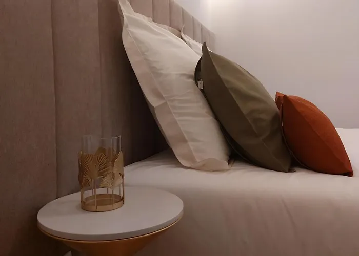 Hideaway 3 - Poveiros Square Balcony *