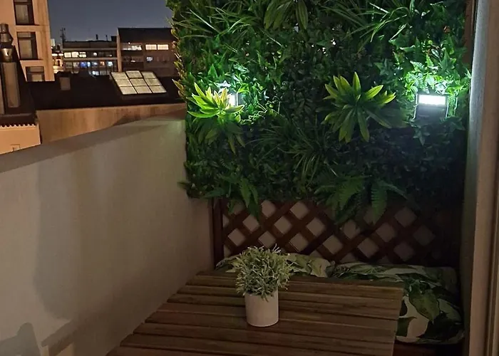 Hideaway 3 - Poveiros Square Balcony Appartamento Oporto