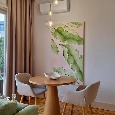 Hideaway 3 - Poveiros Square Balcony דירה