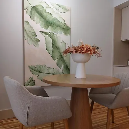 Hideaway 3 - Poveiros Square Balcony דירה