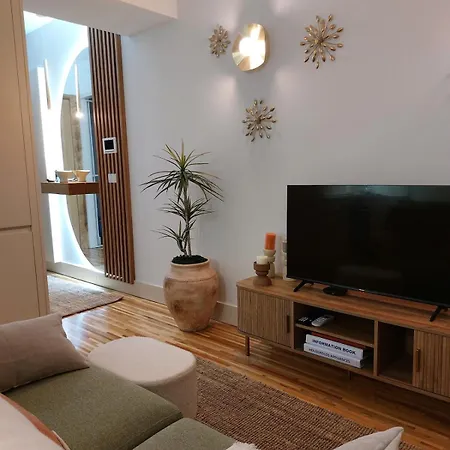 Hideaway 3 - Poveiros Square Balcony דירה *