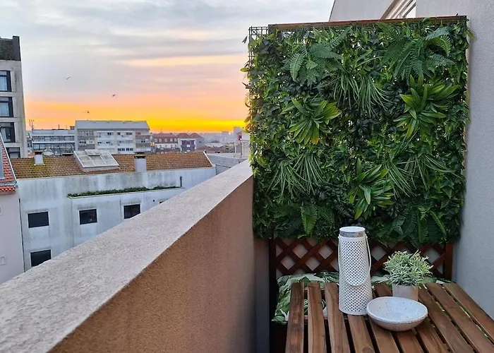 Hideaway 3 - Poveiros Square Balcony Porto