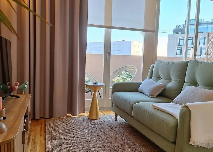 Hideaway 3 - Poveiros Square Balcony *