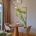 Hideaway 3 - Poveiros Square Balcony Daire