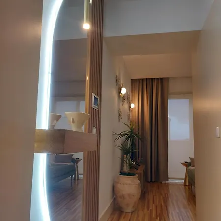 Апартаменты Hideaway 3 - Poveiros Square Balcony