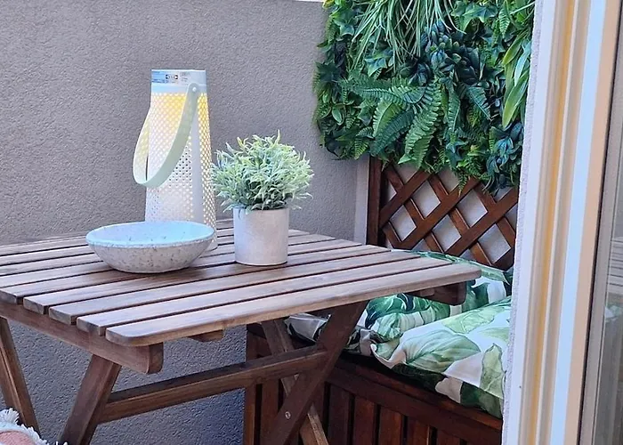 Apartman Hideaway 3 - Poveiros Square Balcony