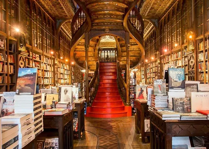 Hideaway 3 - Poveiros Square Balcony