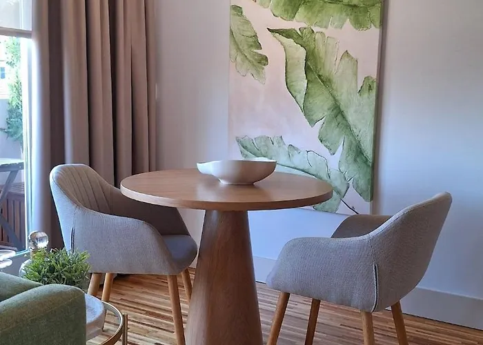 Hideaway 3 - Poveiros Square Balcony Διαμέρισμα