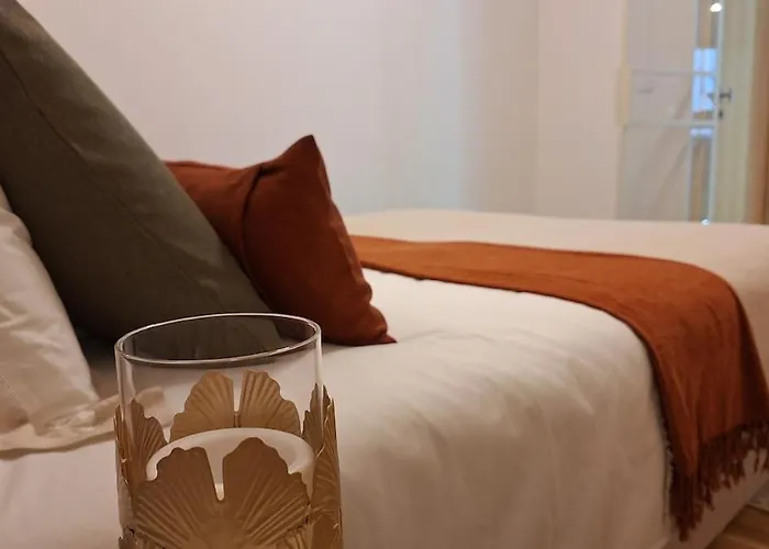 Hideaway 3 - Poveiros Square Balcony *