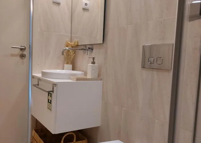 Hideaway 3 - Poveiros Square Balcony Πόρτο