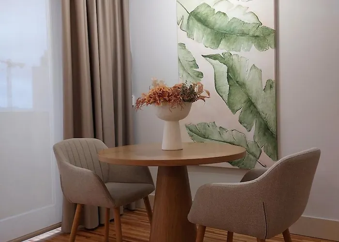 Hideaway 3 - Poveiros Square Balcony * Πόρτο